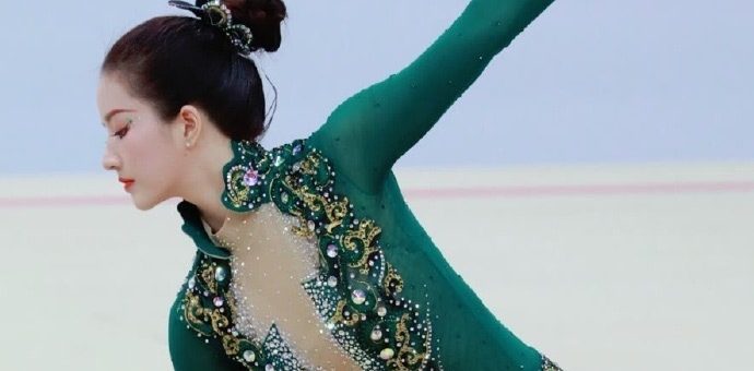 刘些宁艺术体操美图