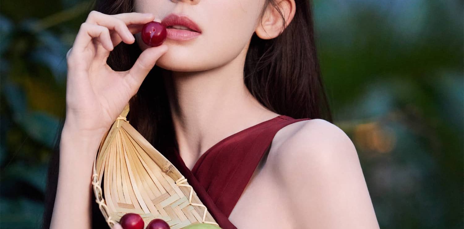 古力娜扎，今日份甜酷和帅美