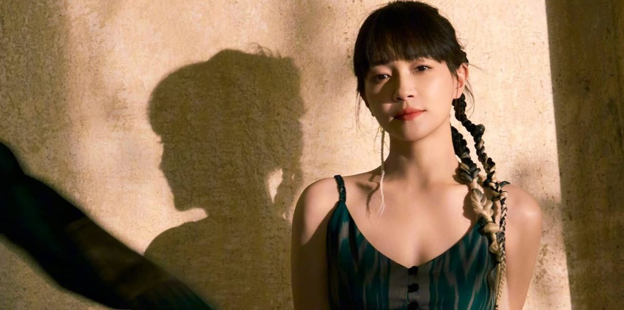 焦俊艳异域风情大片