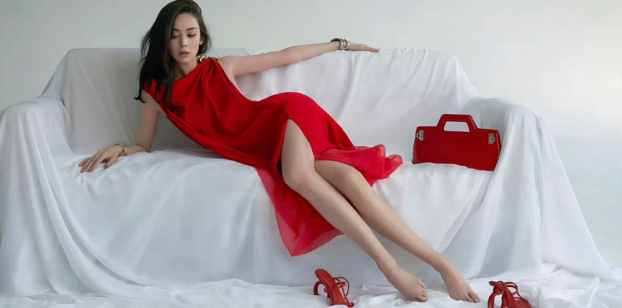 古力娜扎百变妆造美腿写真精选