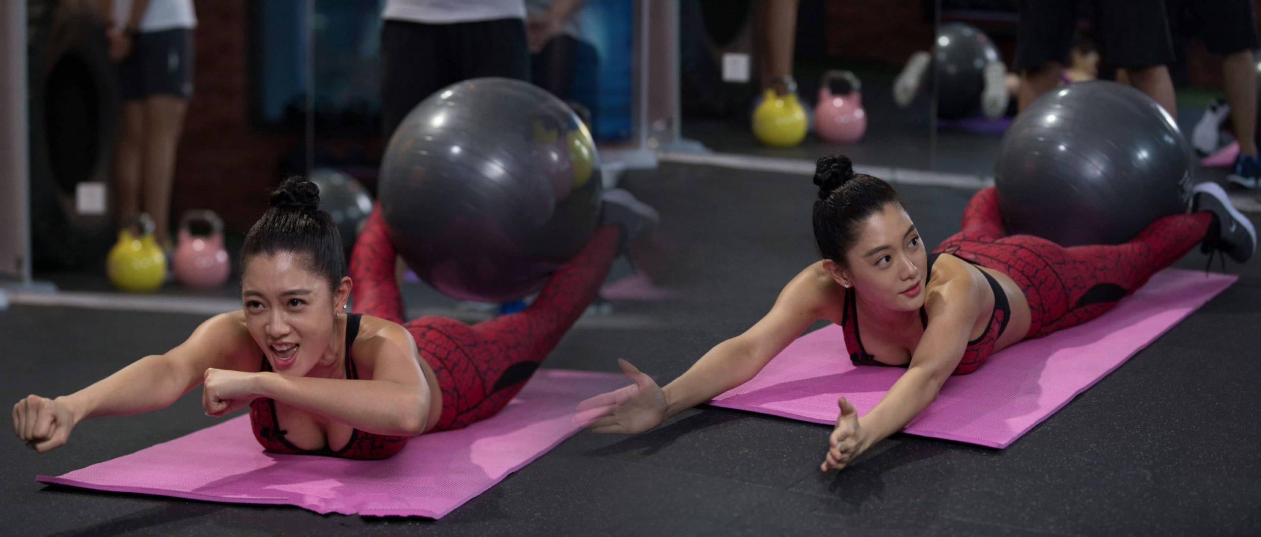 克拉拉健身照，这身材太让人羡慕了吧！